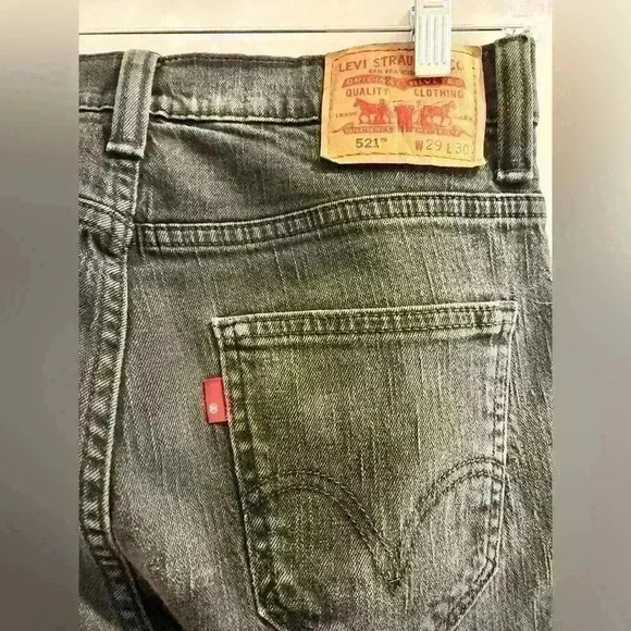 Levis 521 29x30 - Picture 4 of 6